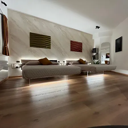 Habemus Loft - The Twins Raffinato Design Contemporaneo Nel Cuore Storico Di Apartamento *