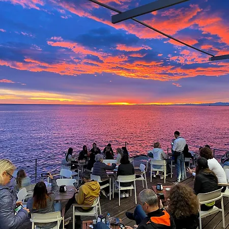 Habemus Loft - The Twins Raffinato Design Contemporaneo Nel Cuore Storico Di Apartamento