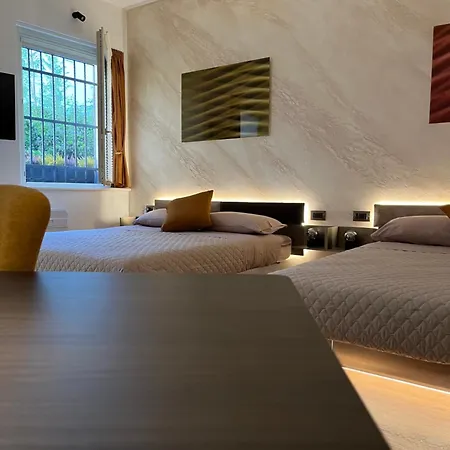 Habemus Loft - The Twins Raffinato Design Contemporaneo Nel Cuore Storico Di *