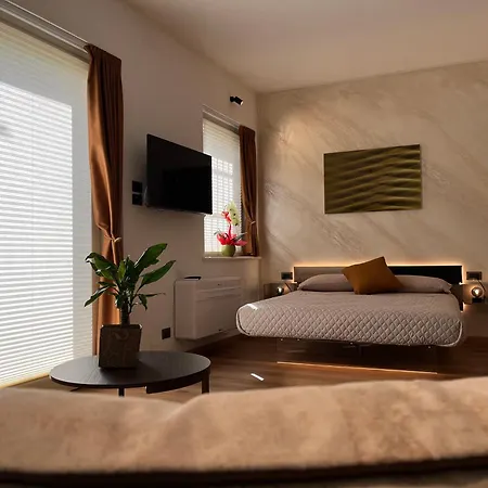 Habemus Loft - The Twins Raffinato Design Contemporaneo Nel Cuore Storico Di Apartment