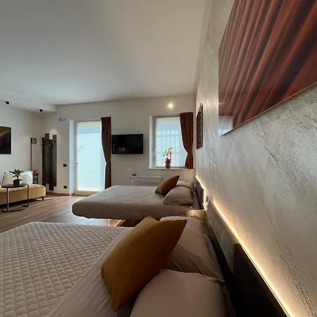 Habemus Loft - The Twins Raffinato Design Contemporaneo Nel Cuore Storico Di Apartment Triest