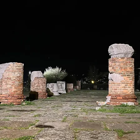 Habemus Loft - The Twins Raffinato Design Contemporaneo Nel Cuore Storico Di * Triest