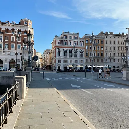 Habemus Loft - The Twins Raffinato Design Contemporaneo Nel Cuore Storico Di شقة *