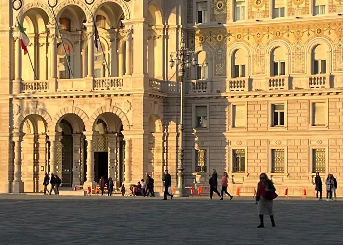 Habemus Loft - The Twins Raffinato Design Contemporaneo Nel Cuore Storico Di * Trieste