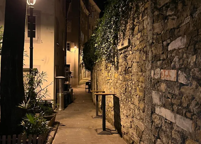 Habemus Loft - The Twins Raffinato Design Contemporaneo Nel Cuore Storico Di *